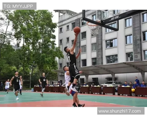 重庆篮球队节奏对比分析：战术风格与比赛表现的深度剖析